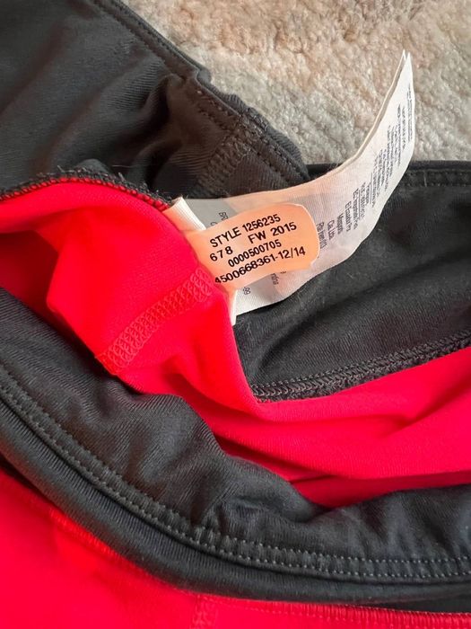 Яркие лосины under armour