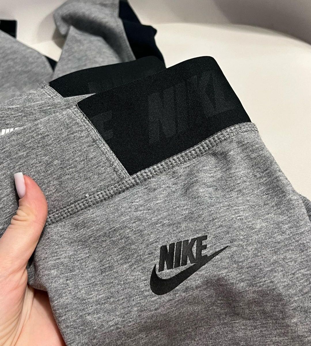 Оригінальні лосини Nike
