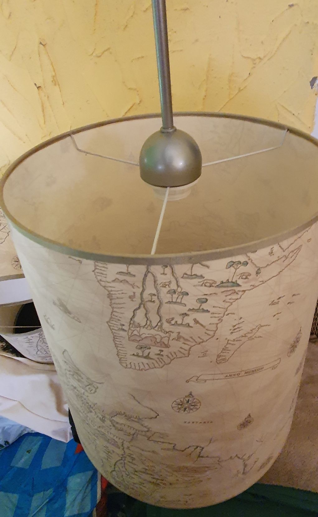 Lampa wisząca do pokoju + dwa abażury do kinkietów