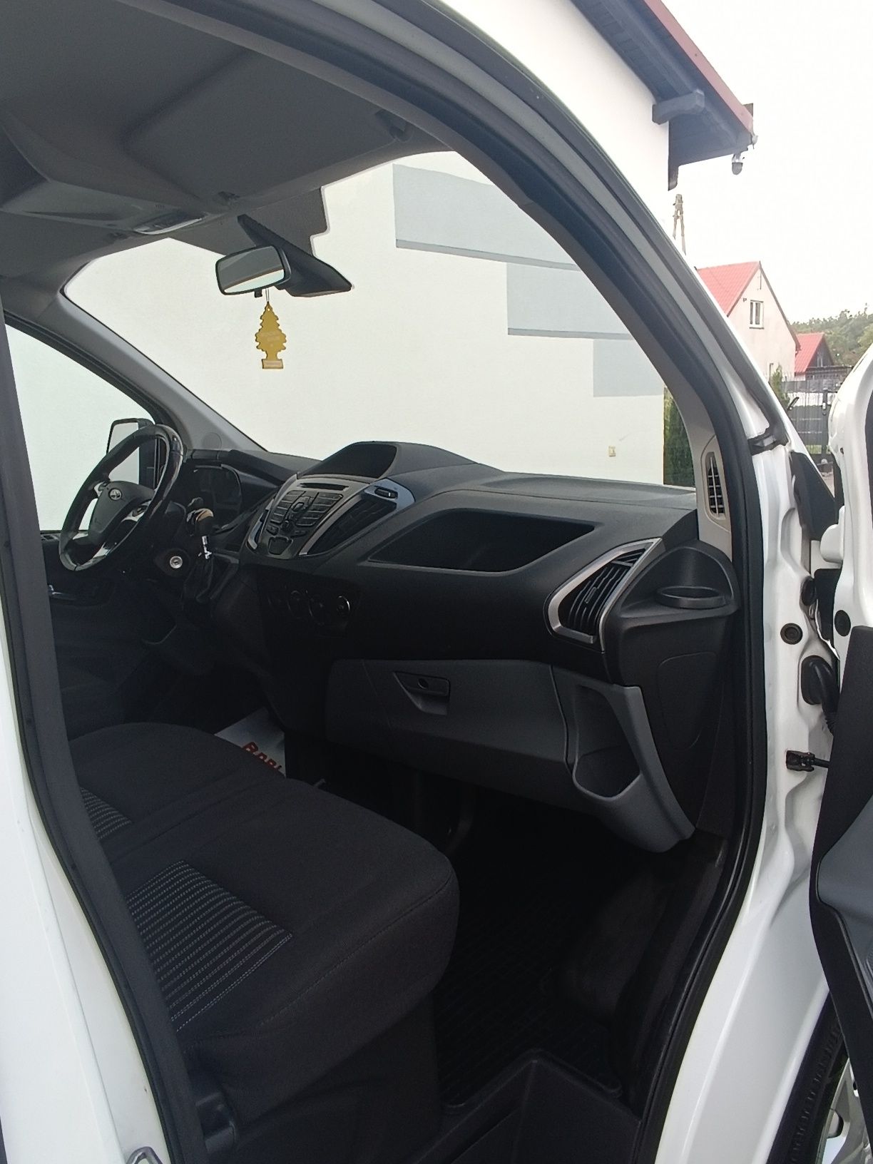 Ford Transit custom 2.2 TDCI   (156 KM)