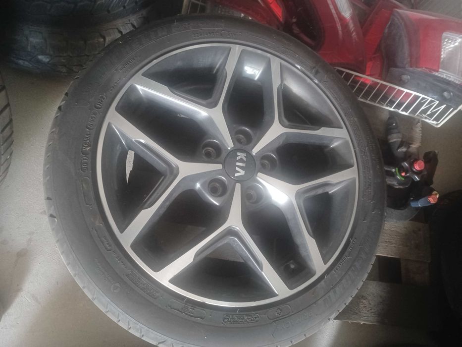 Kia Proceed III felgi 17 cali kpl 4 szt z 2020r alufelgi Ronal