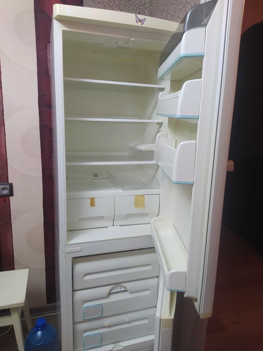 Холодильник 180/60 робочий ' стансамовиввз торг