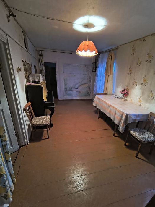 Частина будинку в Левкові
