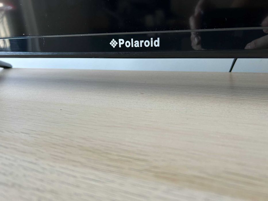 TV Polaroid 47'' (120cms) - como nova!