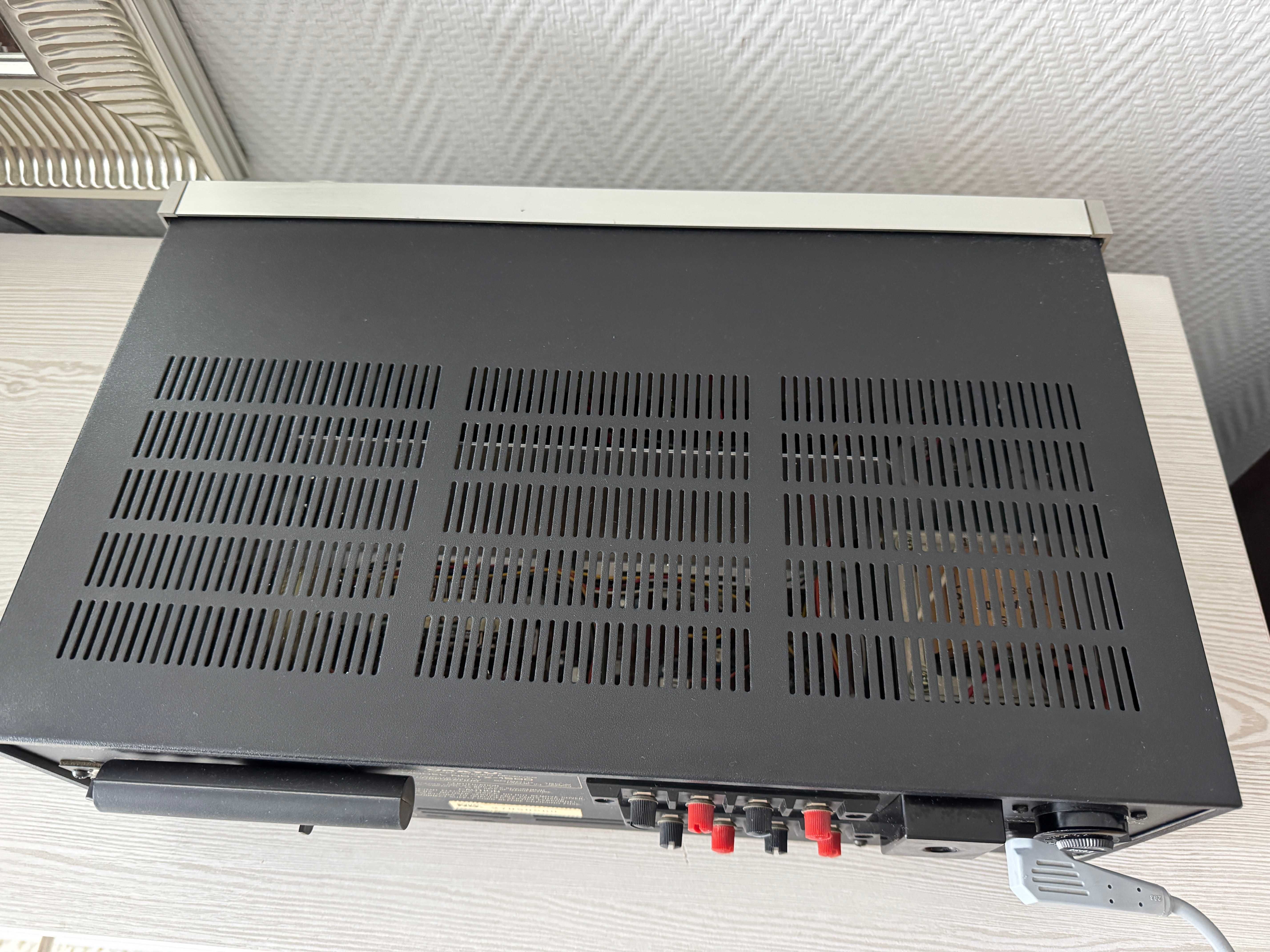 ONKYO TX-1500 Amplituner Hi-FI STEREO