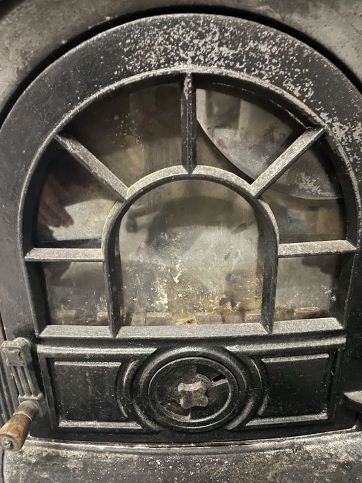 Salamandra a lenha, ferro fundido, alba