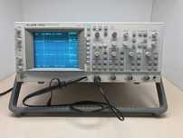 Oscyloskop Fluke PM3082 z cyfrowym sterowaniem