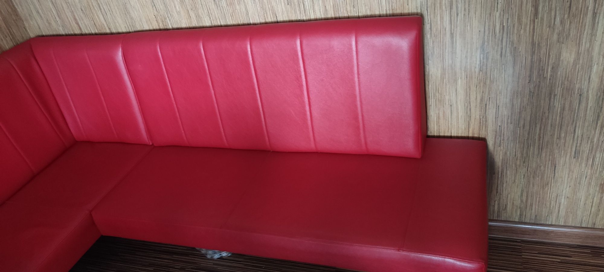 Narożnik kuchenny czerwony