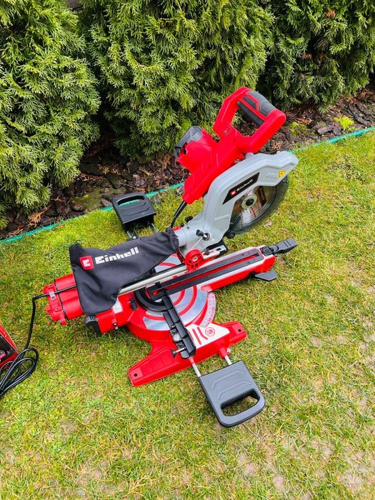 Пила Торцювальна з протяжкою Einhell TC-SM 216