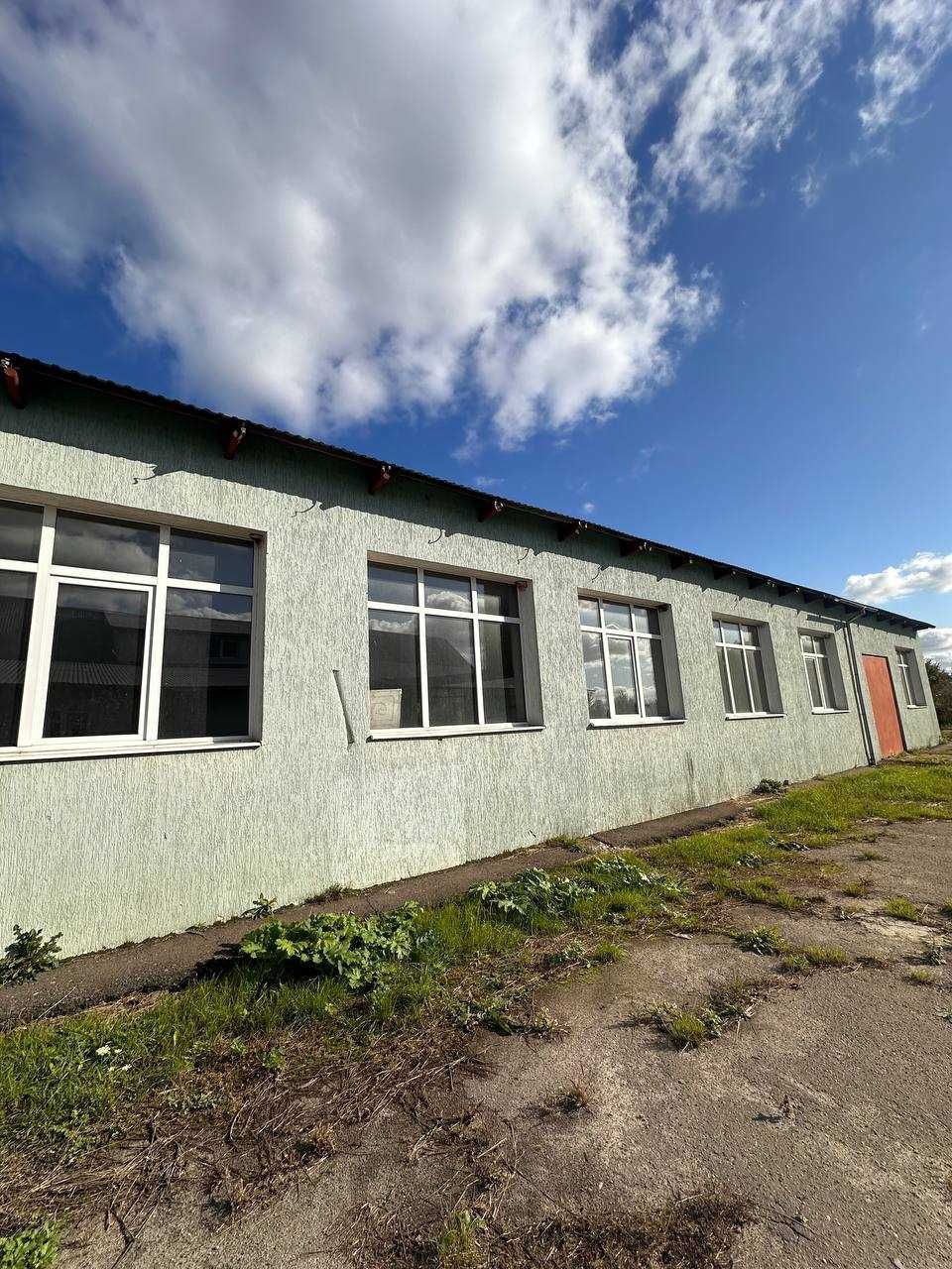 Продаж приміщень Радехів