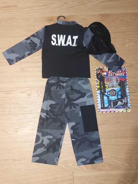 Strój policjanta przebranie komandosa antyterrorysta SWAT kajdanki