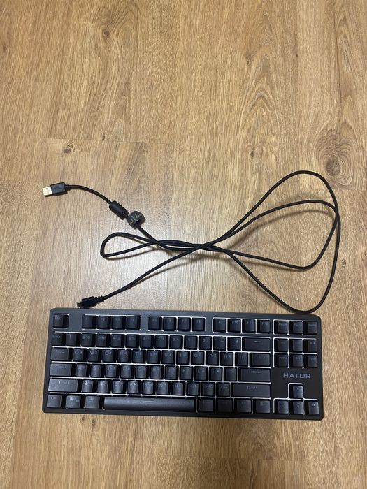 Продам клавіатуру Hator rockfall 2 mecha tkl