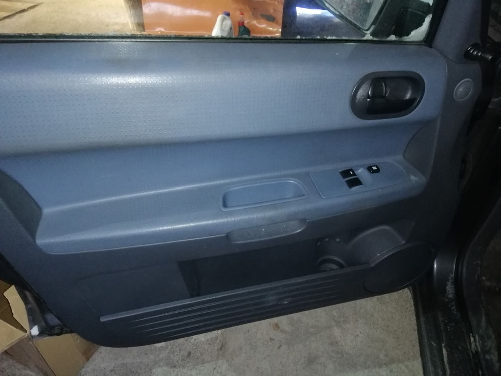 Mitsubishi Colt 2004-2009 по запчастинам міцубісі кольт