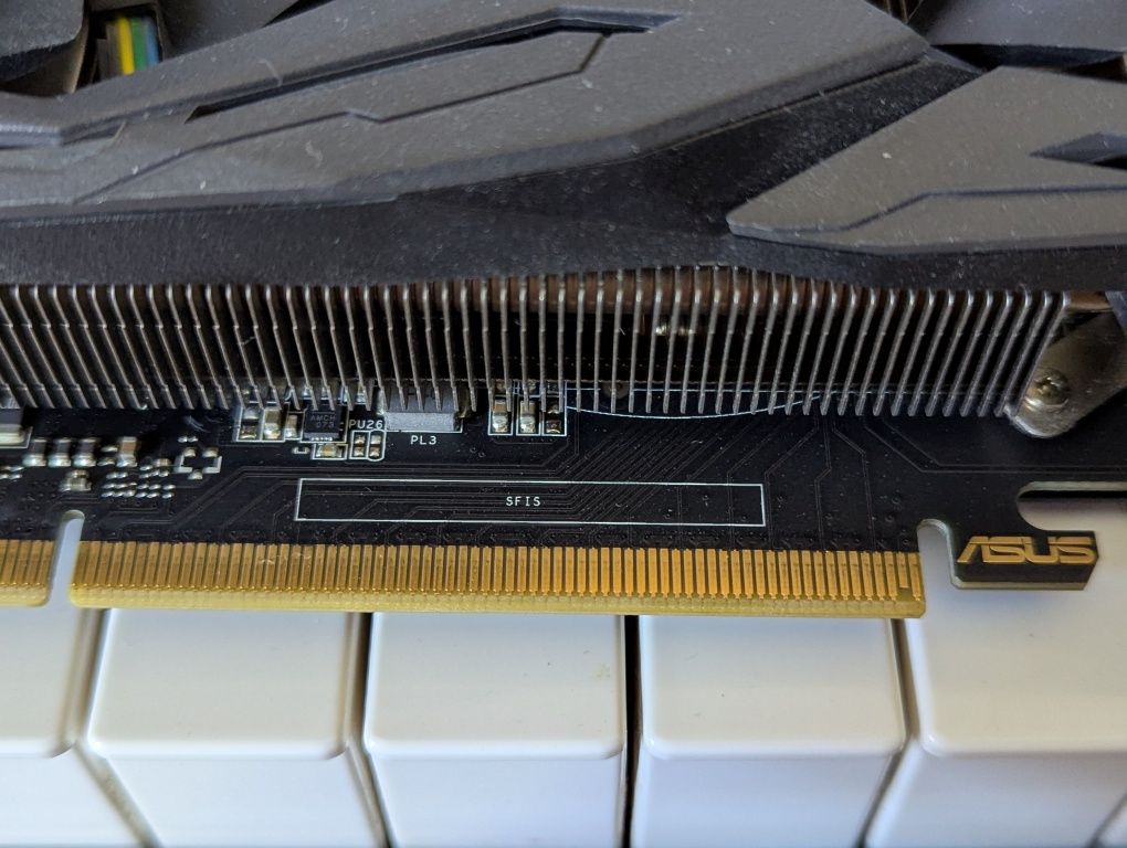 Asus 1060 6gb ROG strix