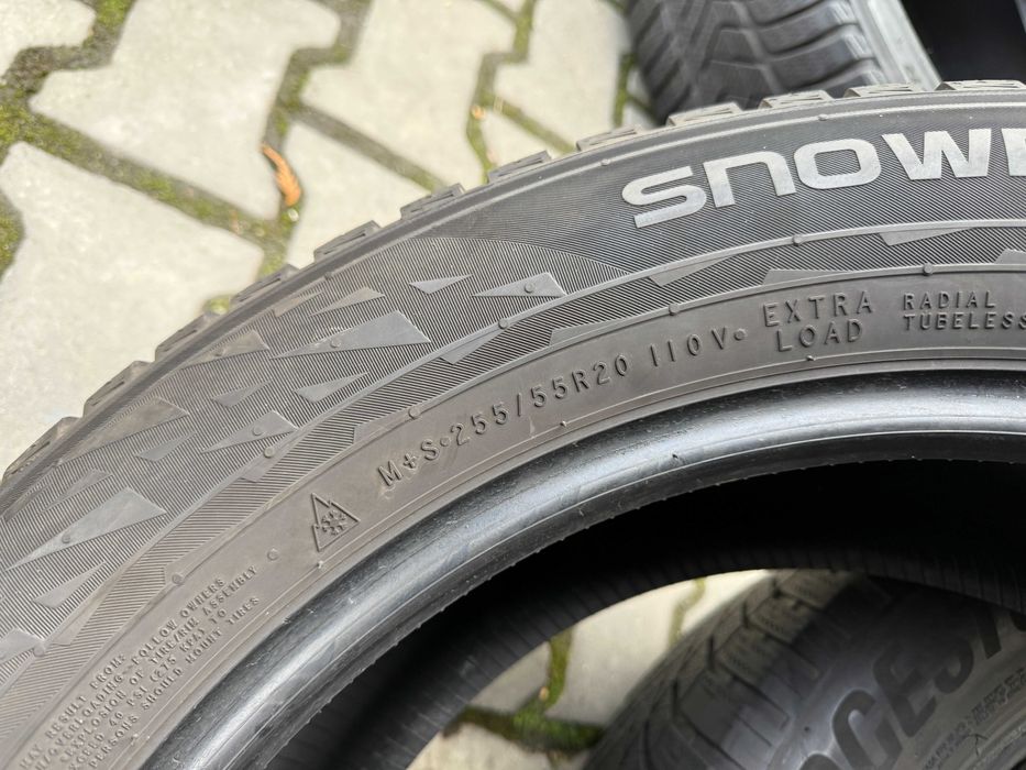 255-55 R20 Bridgestone Blizzak LM005 +  Nokian Snowproof 2 SUV