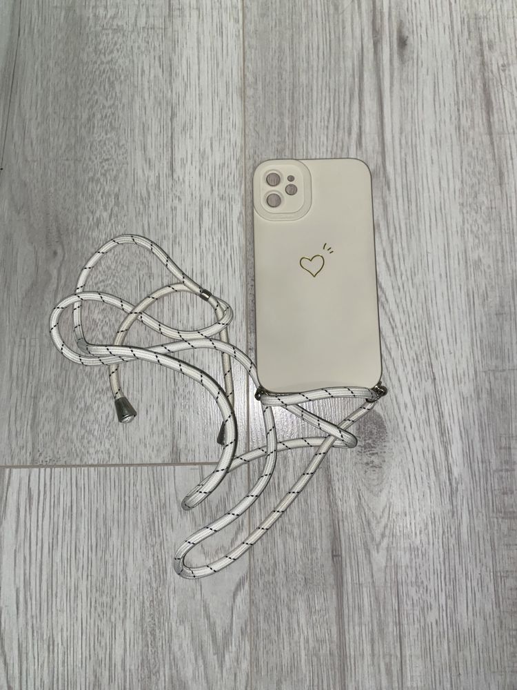 Etui na iPhone 11