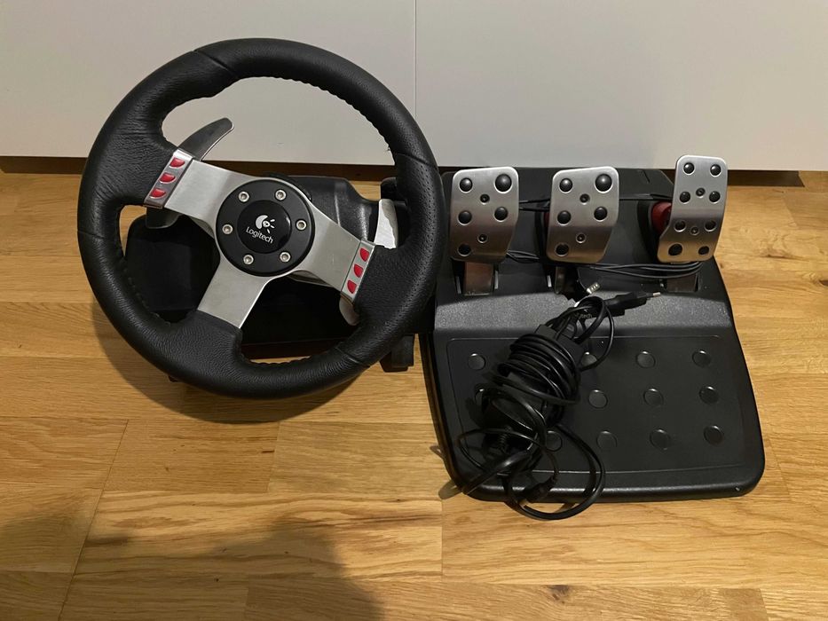 Кермо Logitech G27