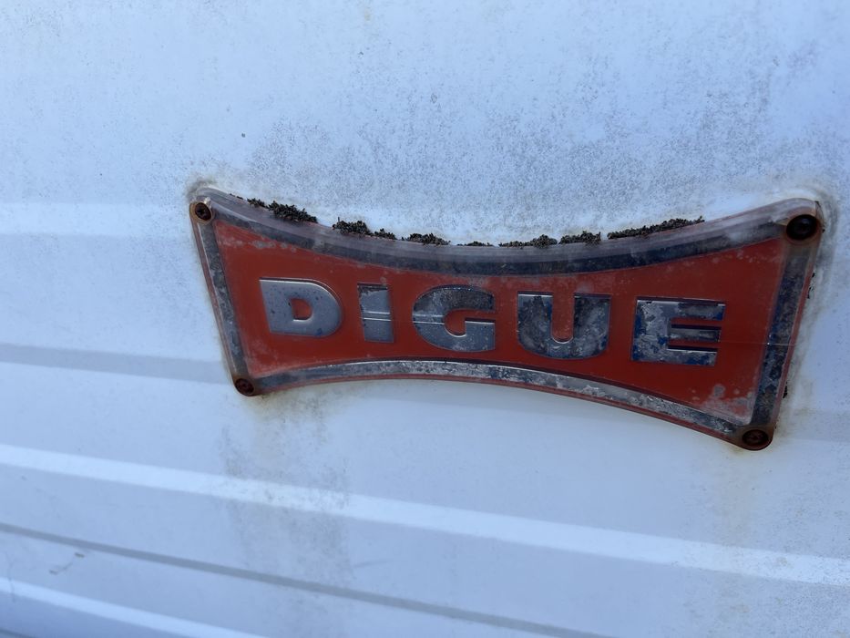Caravana DIGUE dos anos 50 para restauro total