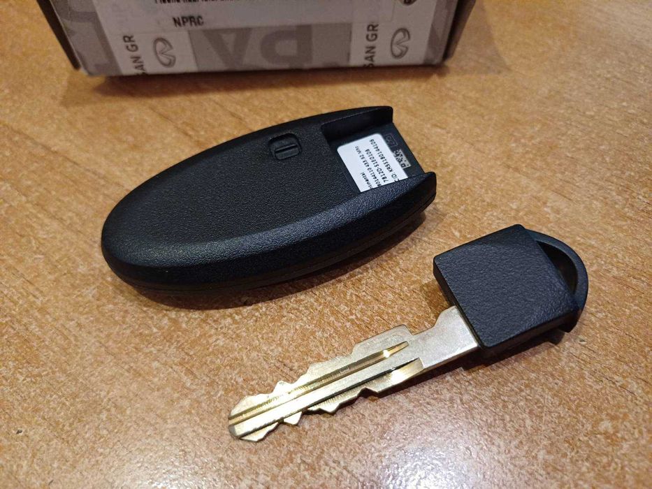 Продам ключ smart NISSAN 5but