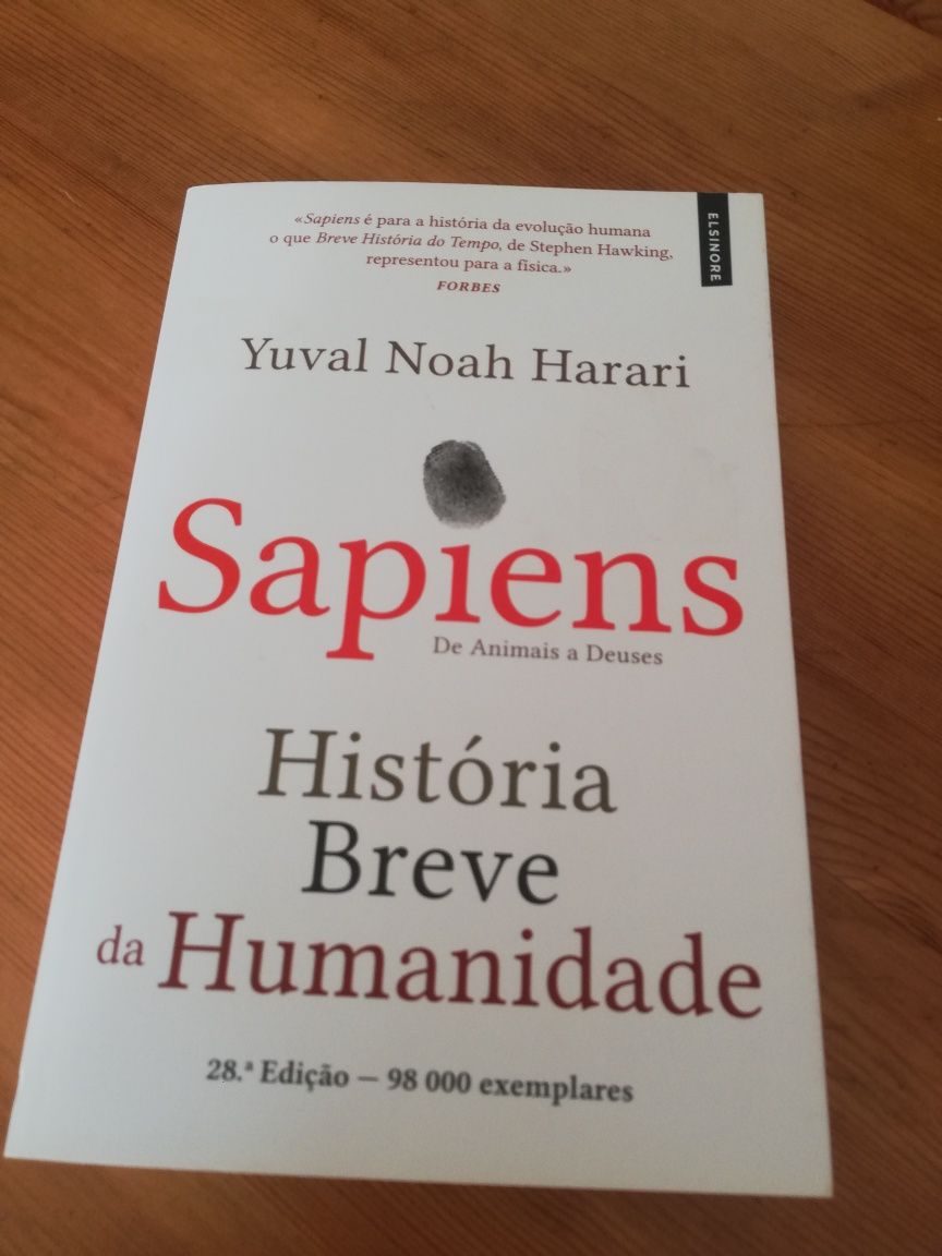 "Sapiens, Breve História da Humanidade" de Yuval Noah Harari NOVO