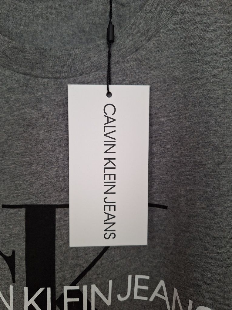 Nowa szara bawełniana koszulka męska Calvin Klein Jeans rozmiar M