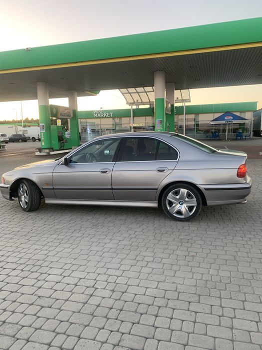 Продам бмв є39 в хорошому стані!!!