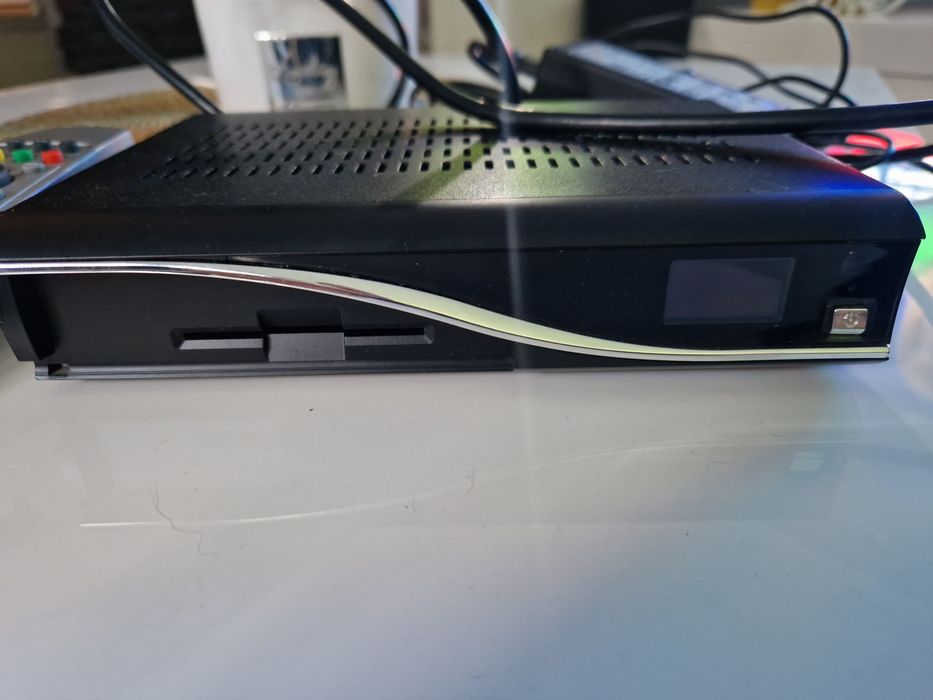 Dekoder satelitarny tuner DREAMBOX dm 800 hd