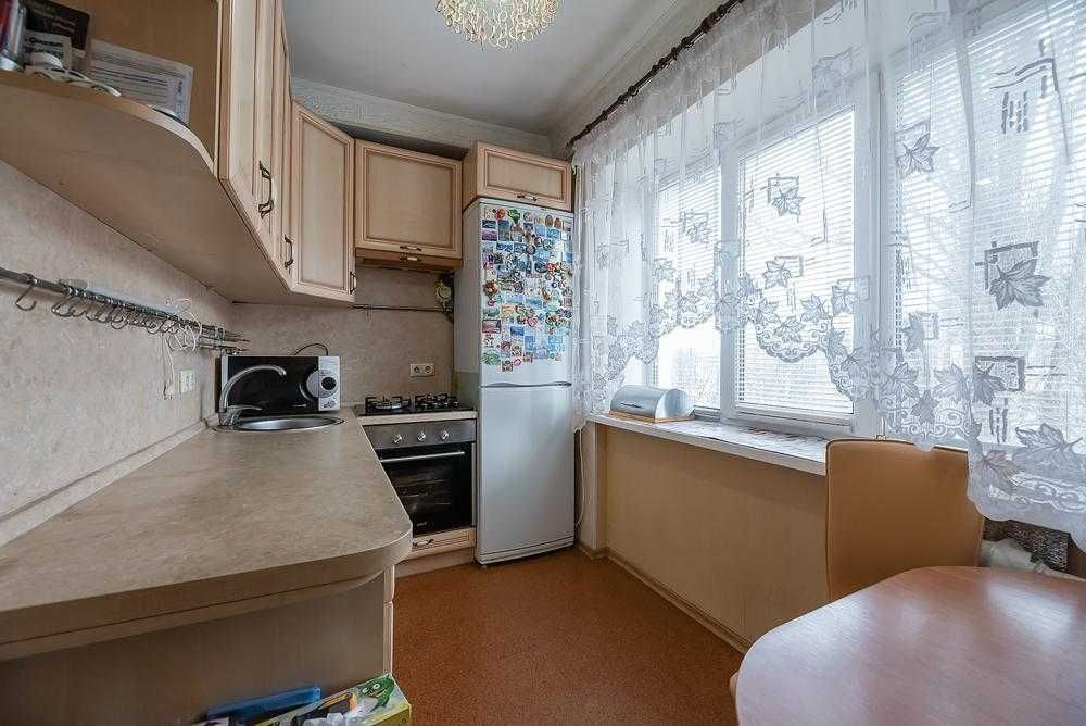 Продаж 2-к(46м2). Вірського (Саратовська) 10, метро Нивки, Сирець