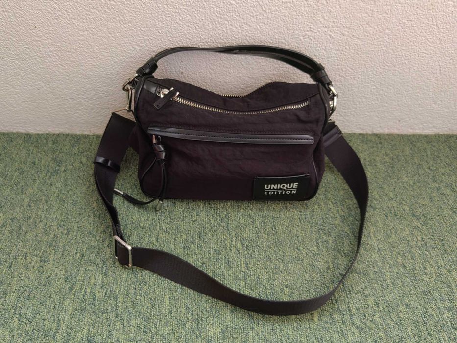 Bolsa a tiracolo preta "Unique Edition" Parfois