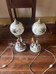 2 Candeeiros de mesa de cabeceira antigos