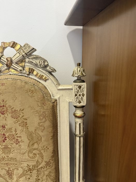 2 Cadeiras antigas estilo Luís XVI