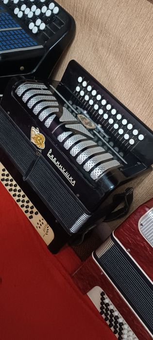 Продам Баяни для дітей та дорослих