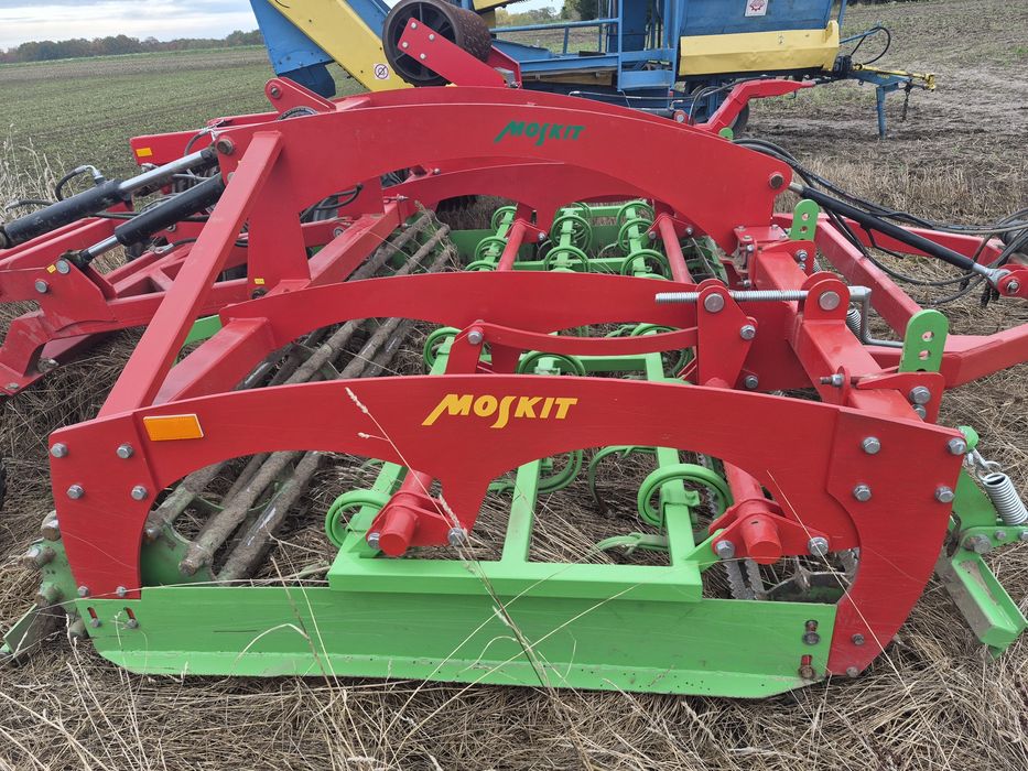 Agregat uprawowo siewny Moskit 3 półzawieszany,bdb(nie Unia,Agro Masz