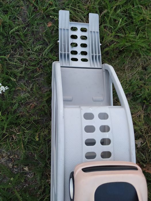 Zestaw zabawek motorek jeździk odpycha trójkołowiec laweta little tike