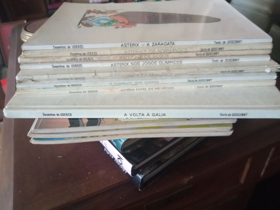 Livros Asterix e Lucky Luke antigos