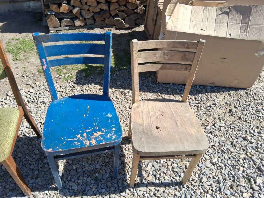 Krzesla prl tapicerowane