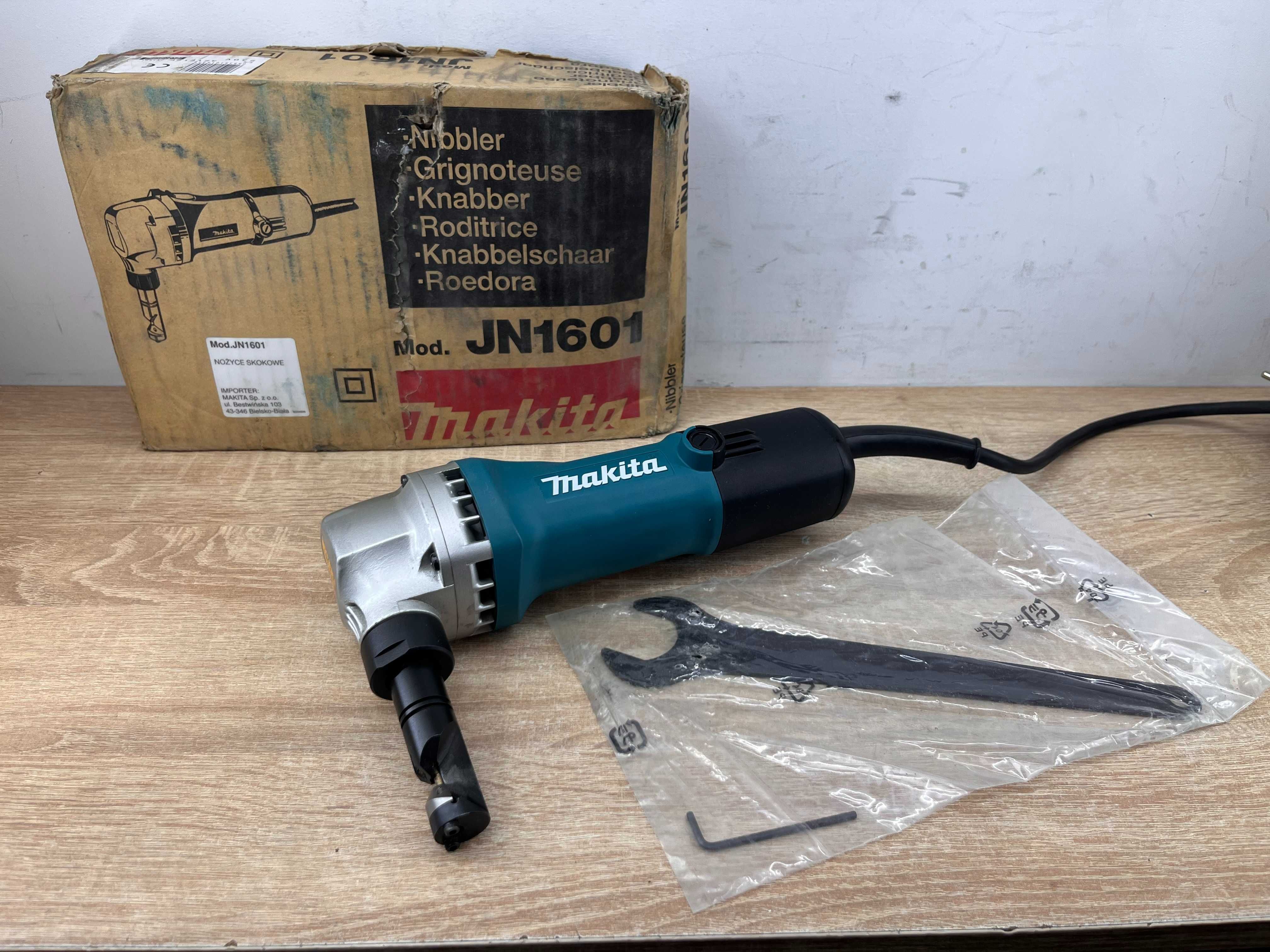 Makita JN1601 Nibbler Nożyce skokowe do blachy 550W