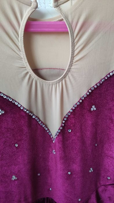 Sukienka startowa łyżwiarstwo figurowe