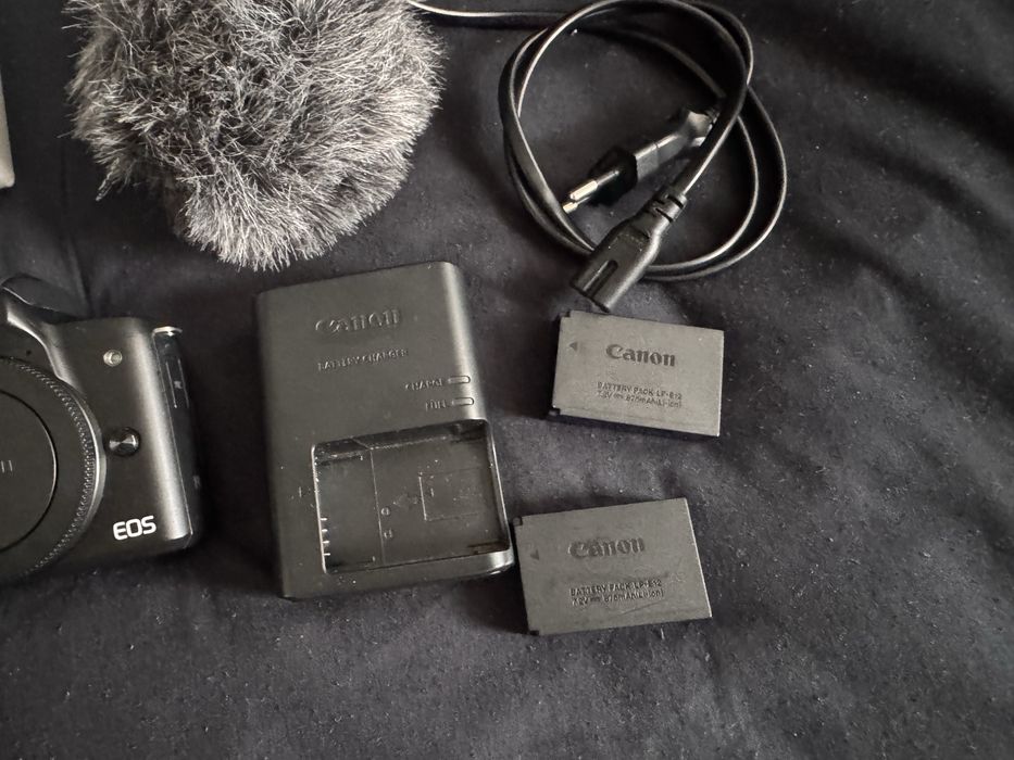 Canon EOS M50 - 2 obiektywy