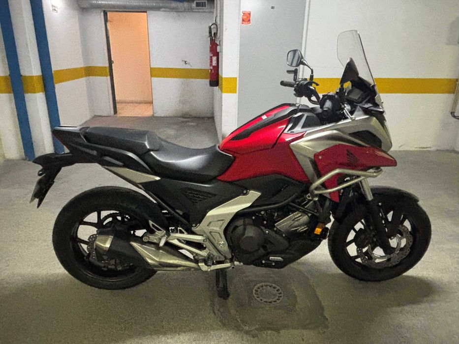 NC750X DCT Impecável