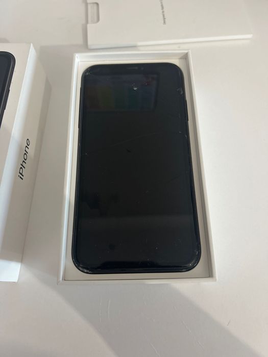 IPhone XR - usado