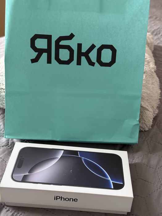 IPhone 16 pro 128 gb black titanium