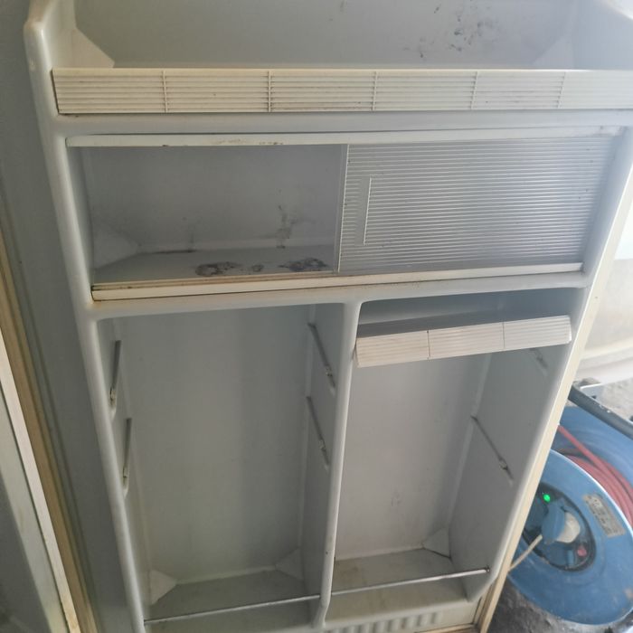Lodówka szron 125