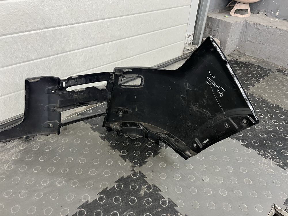 Toyota Land Cruiser 300 - Бампер передний 5211960R60