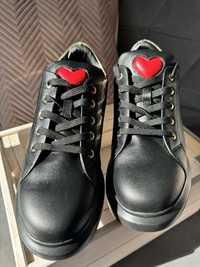 Buty sneakersy czarne ze zlotem 41 Love Moschino oryginaly nowe ideal