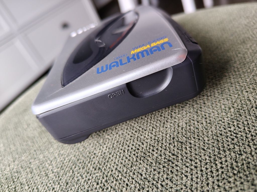 Walkman Sony WM-EX 190, WM-EX 192, WM-EX 194 + słuchawki Panasonic