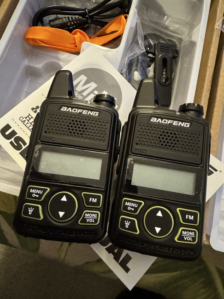 Baofeng Mini / Walkie Talkie 2X