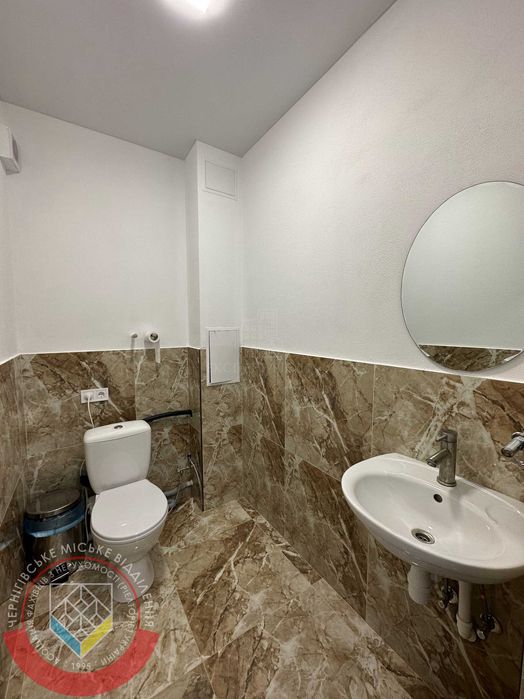 RLT V01 Продам фасадне комерційне приміщення, вул. Незалежності