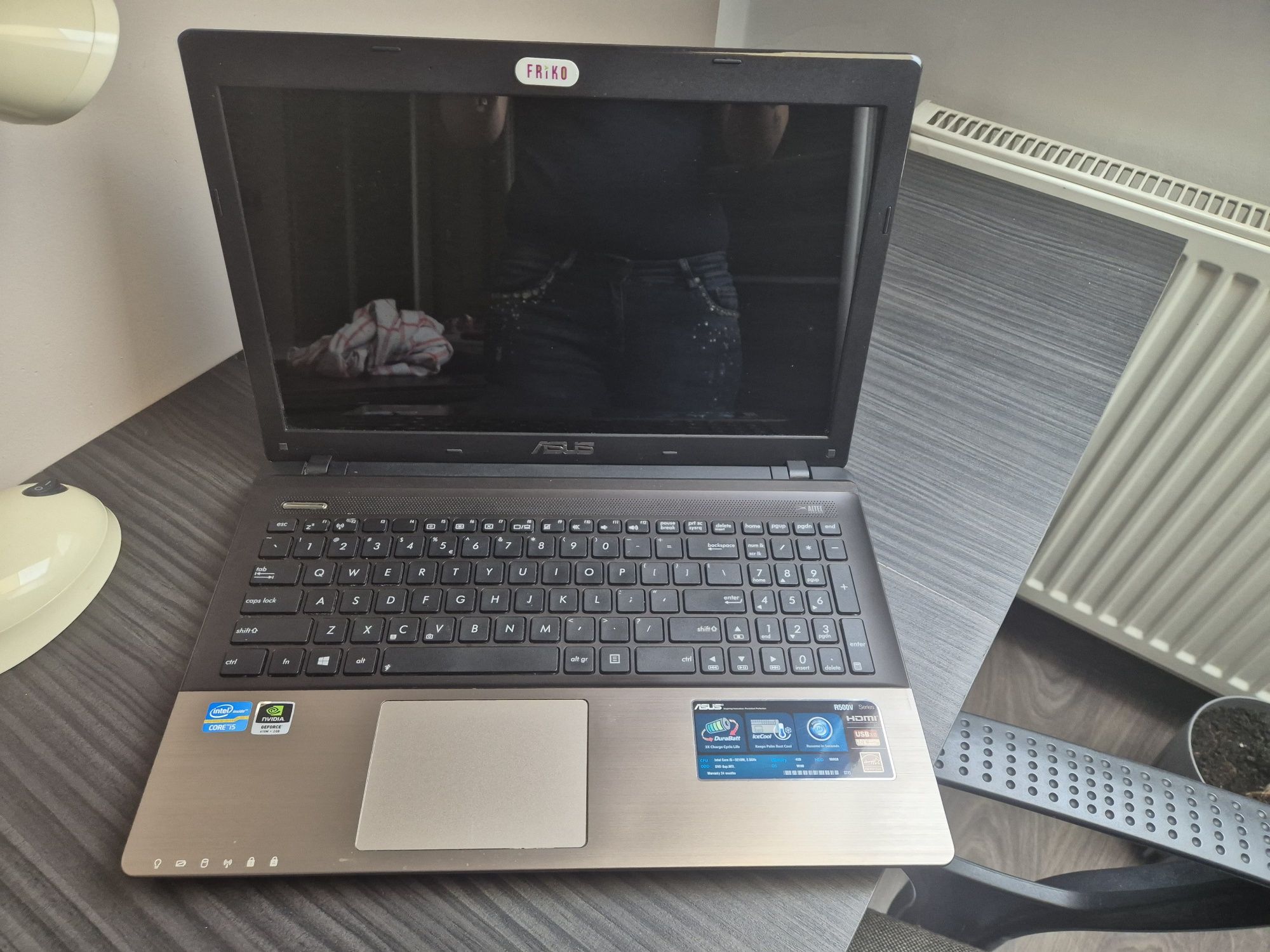 Laptop Asus r500v 15,6 " Intel Core i5 4 GB / 500 GB czarny