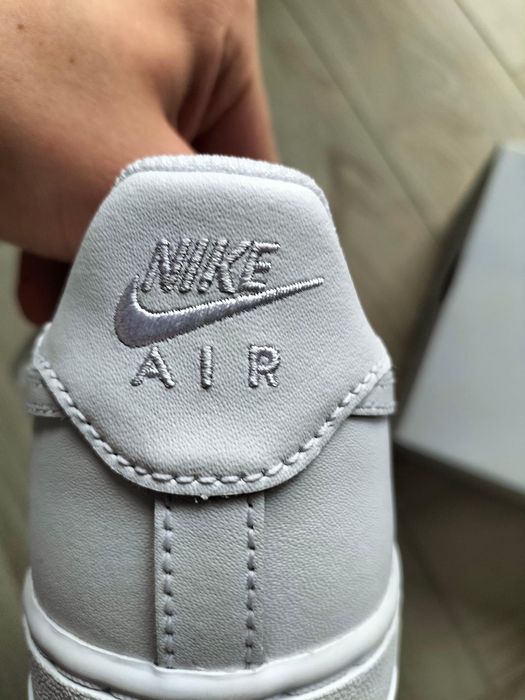 Nike air force 1 biale